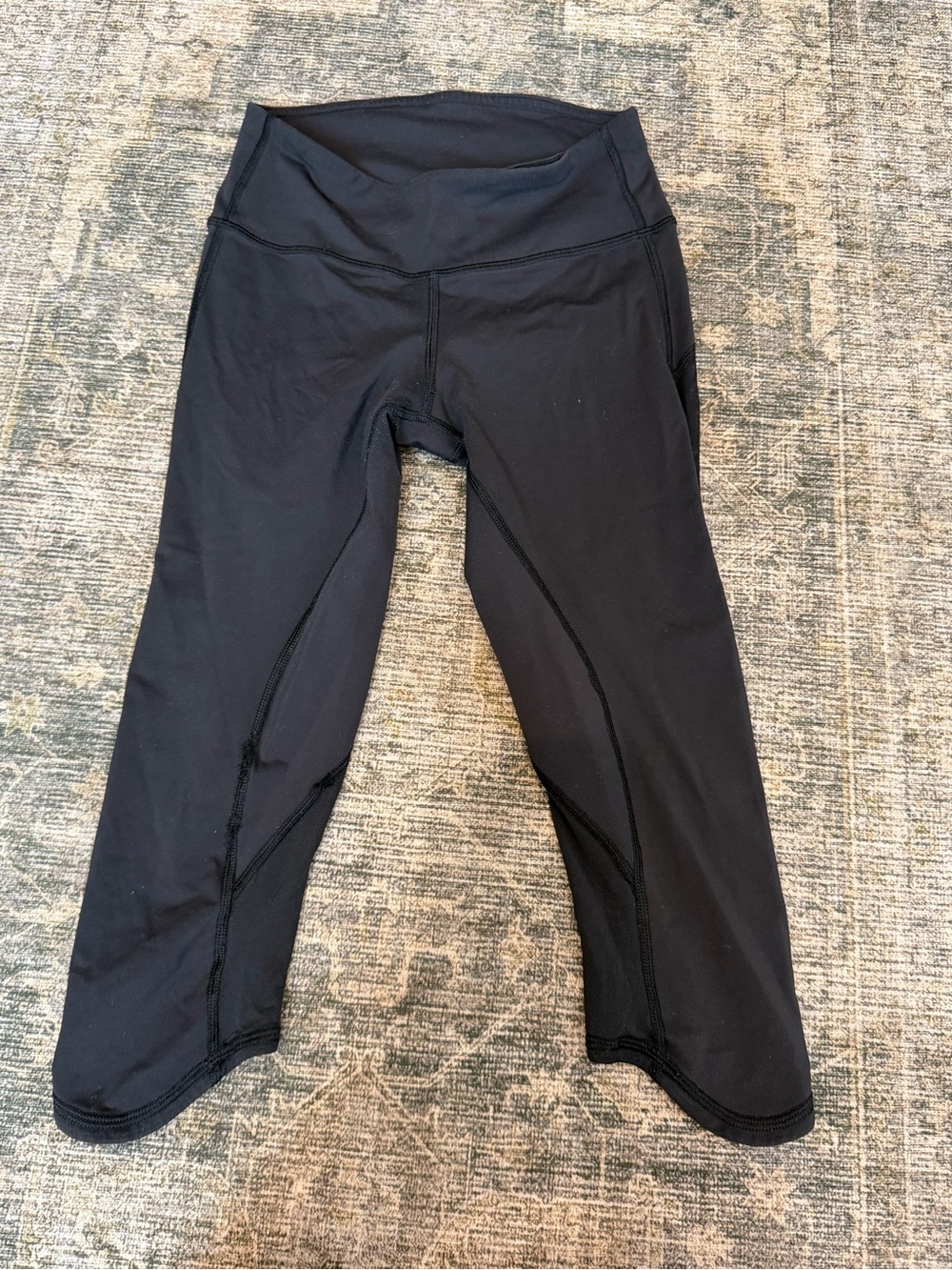Lululemon crop